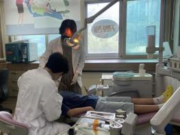 제천시보건소, 취약지역 학교 구강보건실 운영으로 학생 구강 건강 관리 강화 기사 이미지