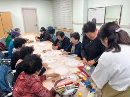 정읍시, 어르신 치매 예방 ‘백세누리 뇌튼튼교실’ 9일 운영 시작 기사 이미지