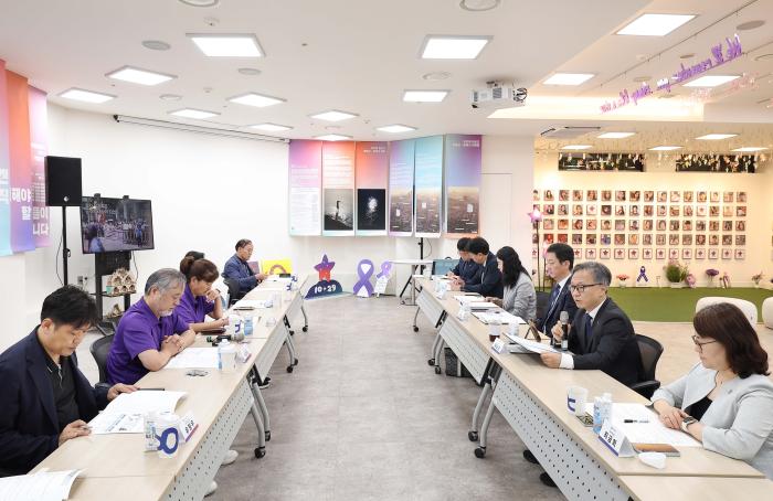 심평원, 10·29이태원참사 기억공간 ‘별들의 집’ 방문