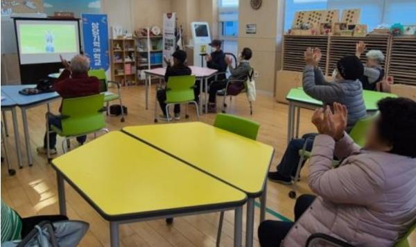 청주시 상당보건소, 치매환자쉼터 '기억ON학교' 운영