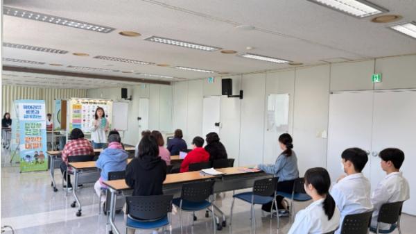 천안시, 웨어러블 로봇 활용‘힘찬 발걸음-로보워크’ 운영