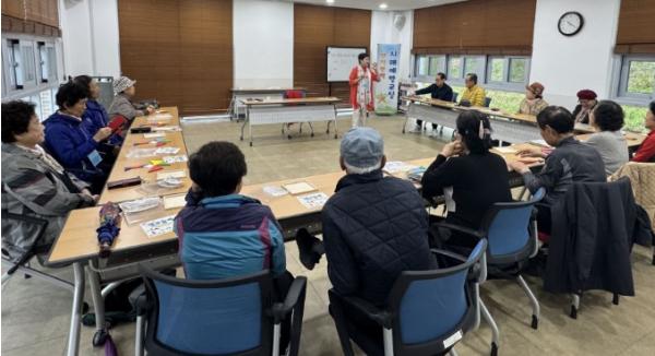 계룡시, 치매조기검진·예방프로그램 시민 큰 호응  