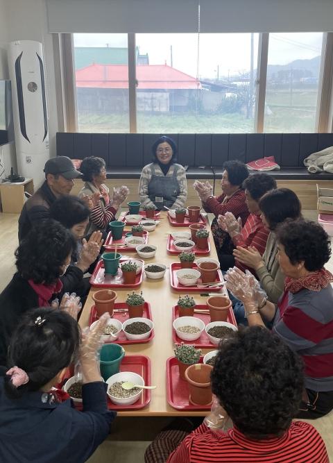 서천군, 치매안심마을 치매예방 프로그램 운영