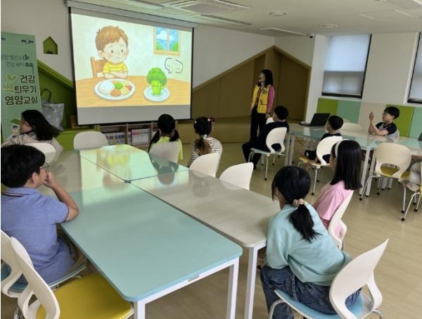 파주시 운정보건소, 다함께돌봄센터 연계 '건강 싹 틔우기 영양교실' 추진… 올바른 식습관 형성 기여