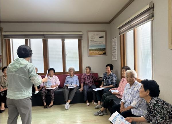 청도군 치매보듬마을 어르신 대상 폭염대비 건강관리 교육 실시