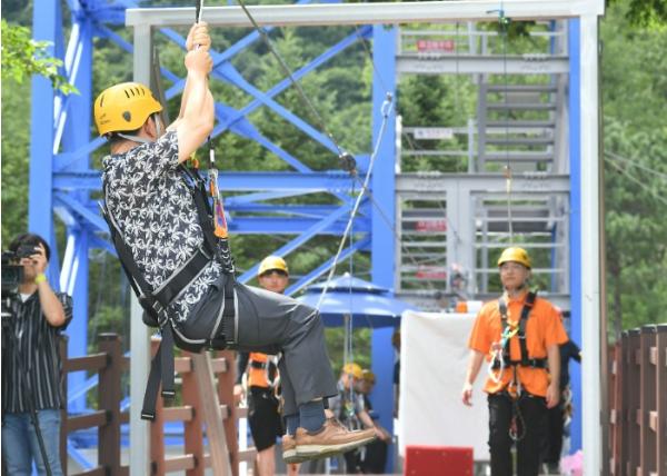 화천 여름철 축제 시즌 절정 무더위 속 이색 피서지 각광