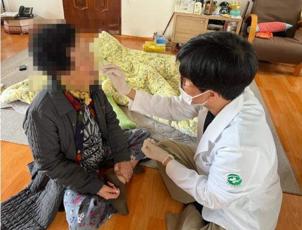 “치과의사가 직접 찾아갑니다”… 서천군, 어르신 가정방문 구강 건강관리 추진