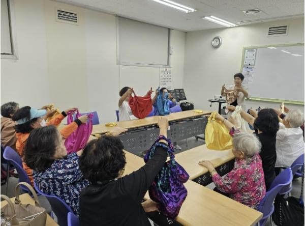 화성특례시 만세구보건소, 치매예방교실 '기억청춘학교' 운영 마무리